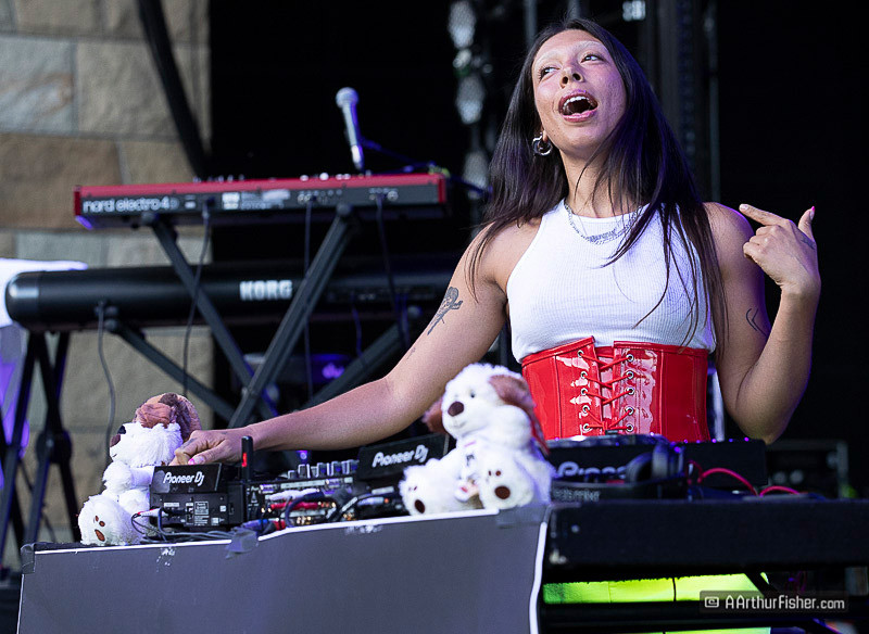 Mia Carucci Mia Carucci