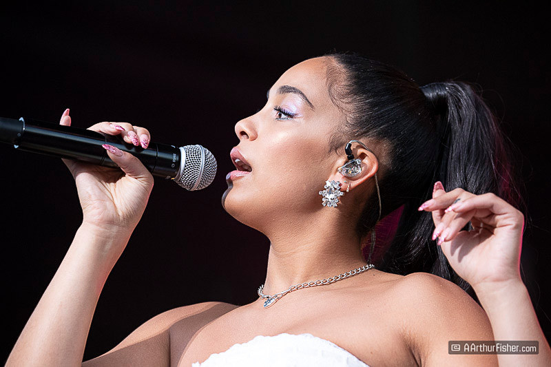 JorJa Smith JorJa Smith