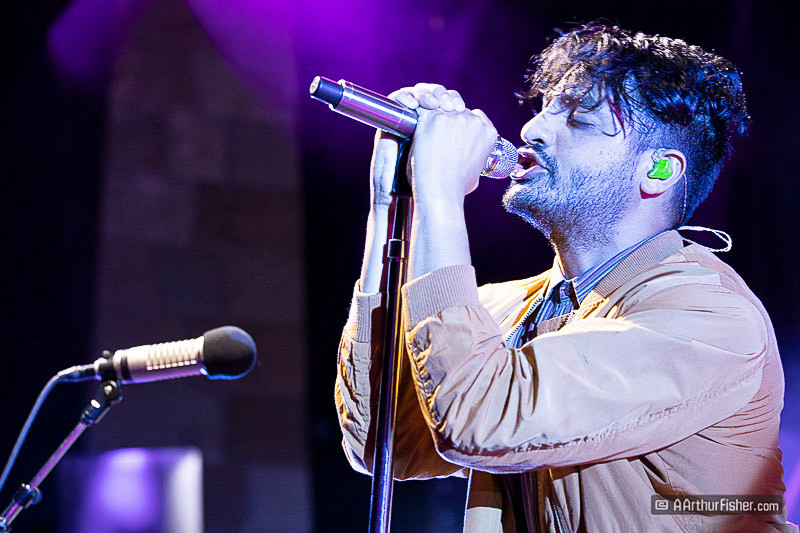 Young the Giant, Sameer Gadhia Young the Giant, Sameer Gadhia