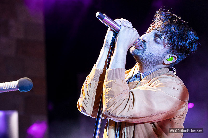 Young the Giant, Sameer Gadhia Young the Giant, Sameer Gadhia