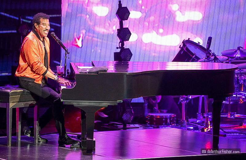 Lionel Ritchie Lionel Ritchie