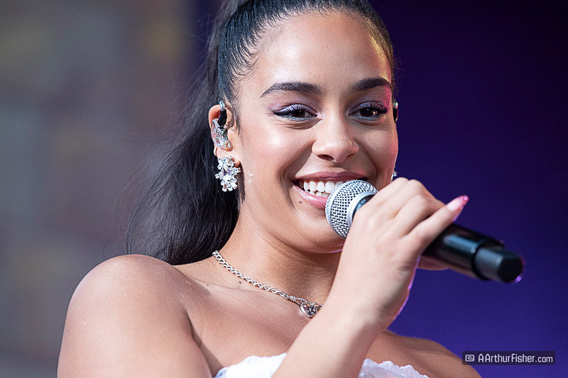 JorJa Smith JorJa Smith