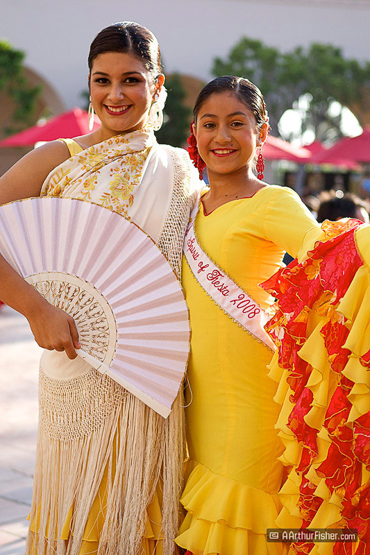 Spirit and Jr. Spirit of Fiesta 2008, Jessica Marquez and Ashley Spirit and Jr. Spirit of Fiesta 2008, Jessica Marquez and Ashley